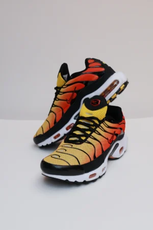 TN NARANJA CHULO ROJO H